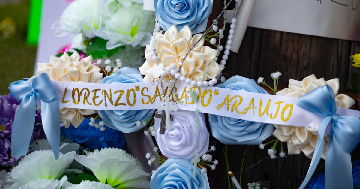 ¿Administración Trump oculta pruebas del asesinato de Lorenzo Salgado por el ICE? Gobierno de Texas reclama