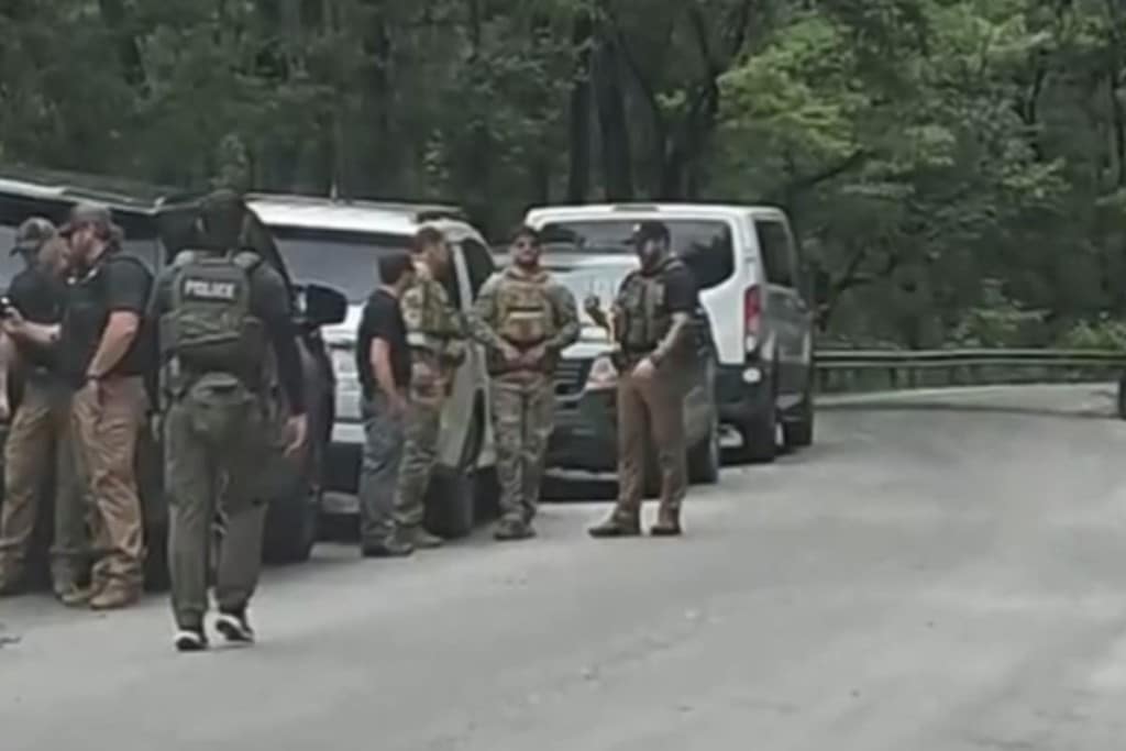 Al menos 13 migrantes fueron detenidos durante operativo de ICE en un río de Carolina del Norte