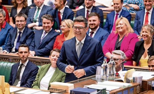 Andy Burnham es nombrado nuevo líder del Partido Laborista en Reino Unido; sucederá a Starmer como primer ministro británico