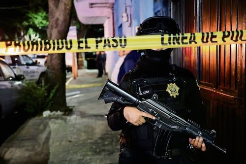 Ataque armado deja un muerto y un herido en la alcaldía Miguel Hidalgo; el agresor escapó en una motocicleta