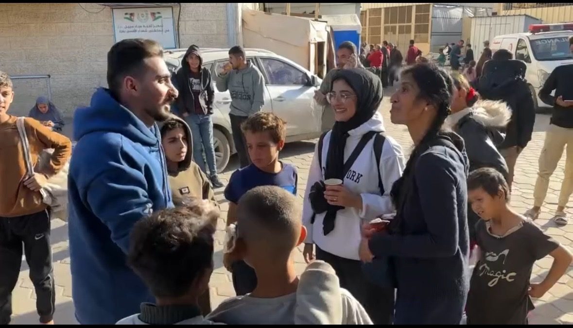 Con requisito absurdo, México le cierra la puerta a una cirujana de Gaza