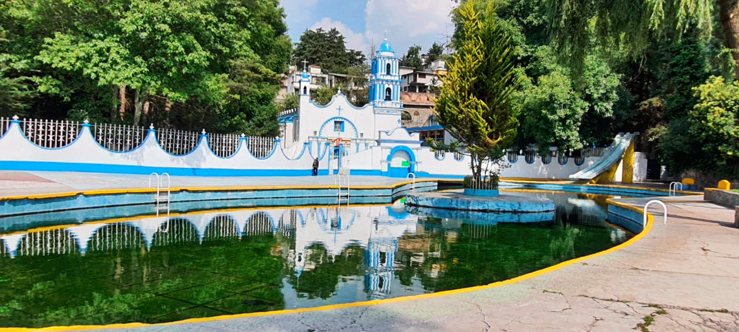 El ojo de agua de Almoloya: sitio sagrado y balneario familiar