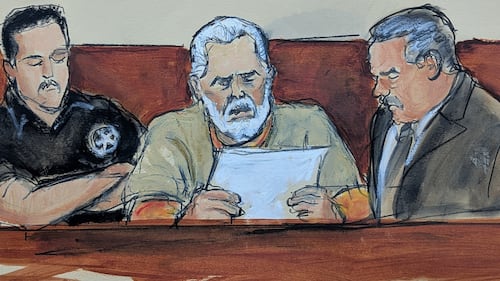 EU presionó y ofreció beneficios a Joaquín Guzmán López para entregarse; Los Angeles Times revela posible acuerdo