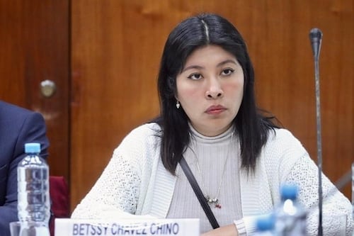 Gobierno de Fujimori revisa caso de Betssy Chávez; Perú busca normalizar relación con México