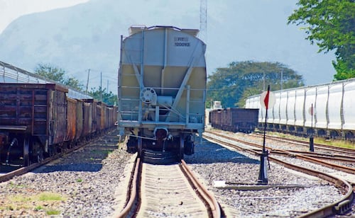 Justifican compra de locomotoras usadas para Tren Interoceánico
