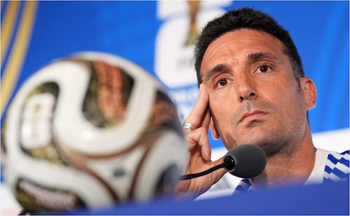 Lionel Scaloni enfrenta la semifinal contra Inglaterra “con la ilusión intacta, como si fuera la primera”