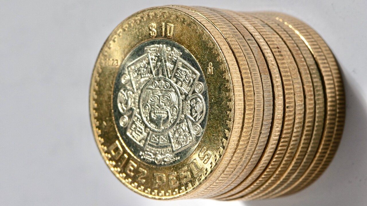 Monedas de 10 pesos serán fabricadas con nuevos materiales