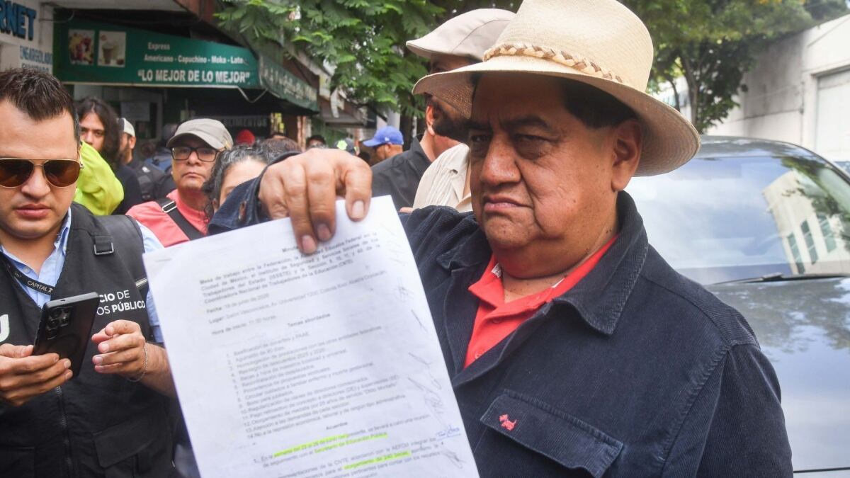‘Nos han dado largas’: CNTE acusa que SEP e ISSSTE incumplieron promesa de reunirse con maestros