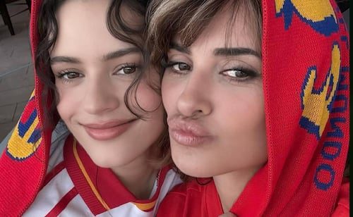 Penélope Cruz, Antonio Banderas y Alejandro Sanz reaccionan al pase de España a la final del Mundial