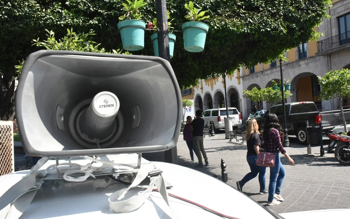 Perifoneo, el arte de dar anuncios a través de altavoces en los pueblos de México