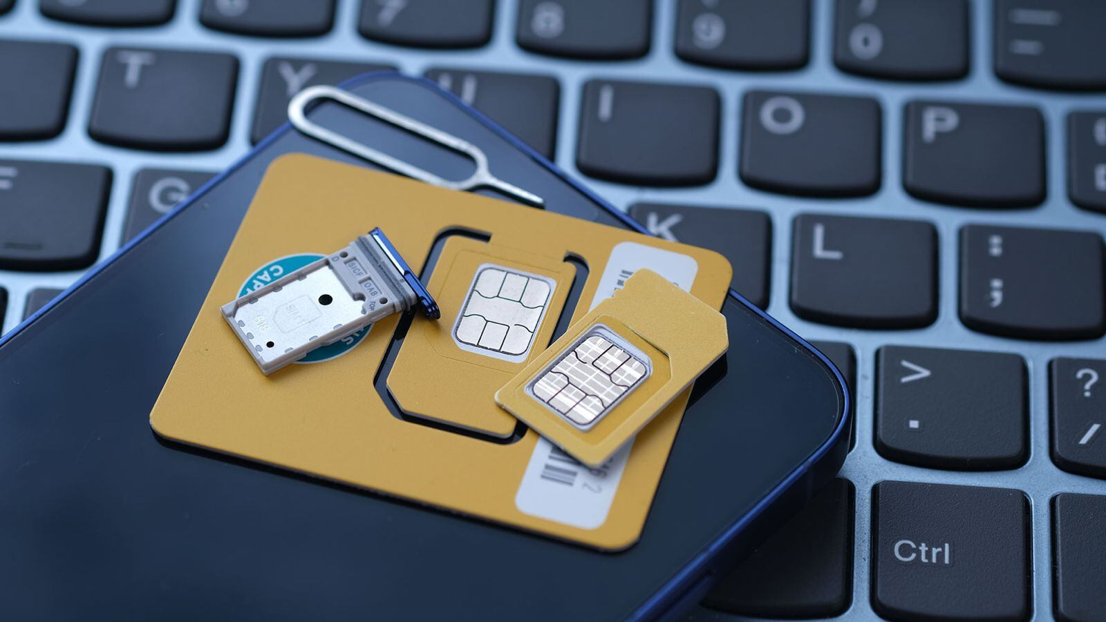 ¿Qué son las granjas de tarjetas SIM? EU desmantela red usada para cometer fraudes telefónicos