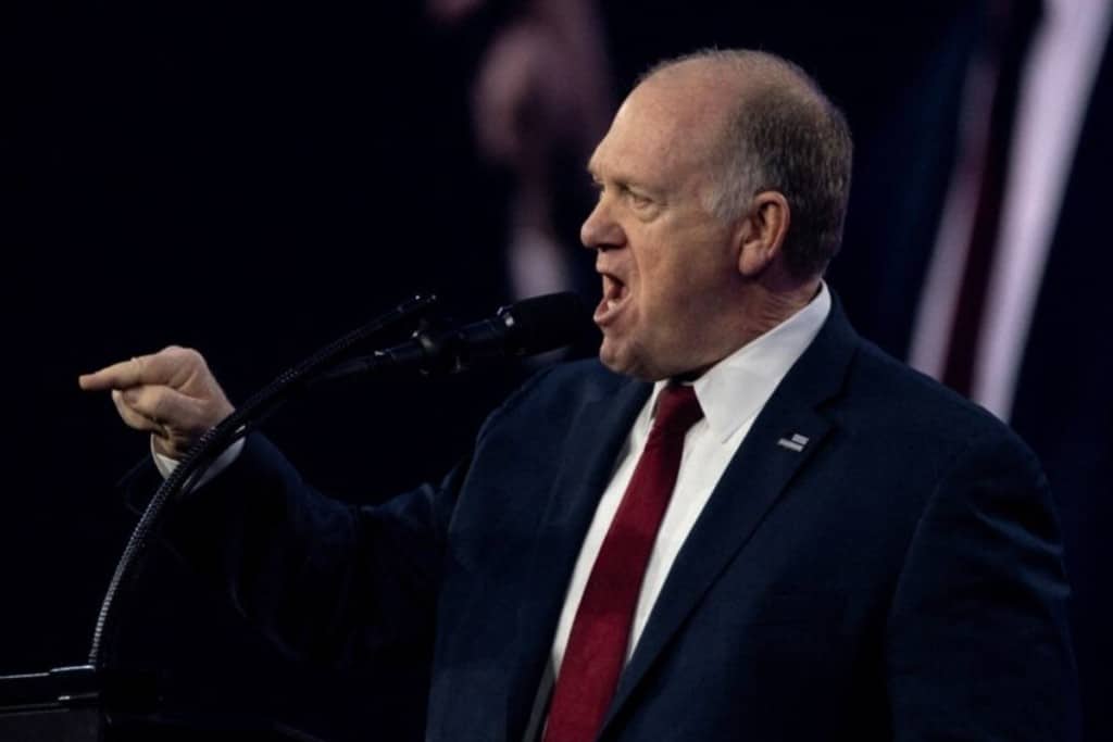 “Si hubieran cooperado, hoy estarían vivos” Tom Homan habla sobre las muertes de migrantes en operativos de ICE