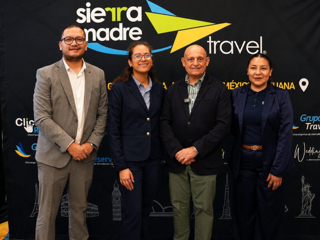 Sierra Madre capacita a agentes de viajes con inteligencia emocional y geografía turística