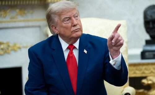 Trump amenaza con lanzar "ataque masivo" contra Irán; Cámara de Representantes de EU vota en contra de la guerra