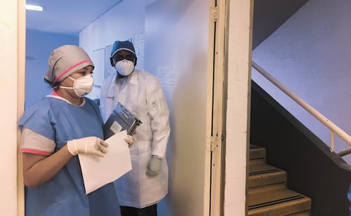Washington va contra el esquema de médicos cubanos; la considera una práctica de “trabajo forzoso”