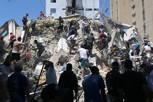 Abren centros de acopio en Colombia por  terremoto de 7.4; lista en actualización