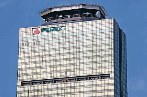 Apoyo del gobierno a Pemex suma 1.88 billones de pesos; IMCO advierte dependencia financiera