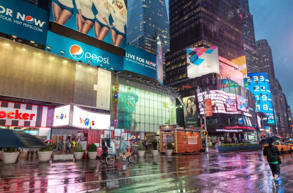¡Atención! Tormentas severas, calor de 100 °F e inundaciones en USA