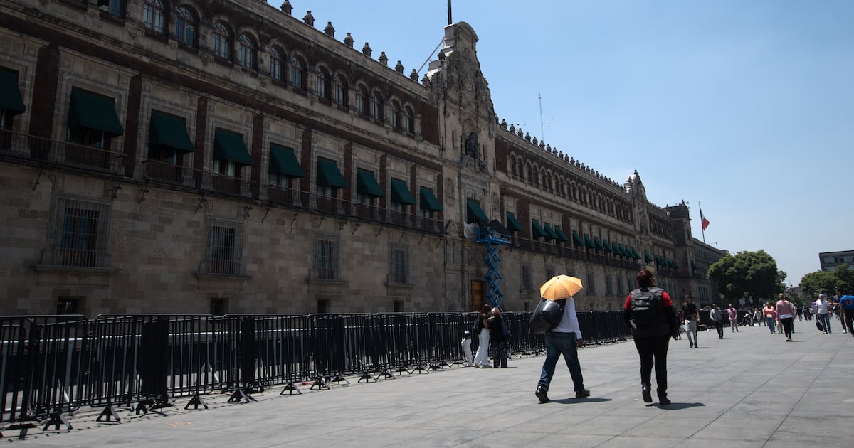 Crecen las llamas en Palacio Nacional