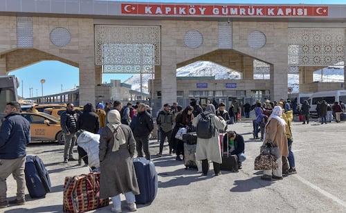 Embajadas de EU en Medio Oriente piden a sus ciudadanos abandonar la región; advierten posibles ataques de Irán y sus aliados
