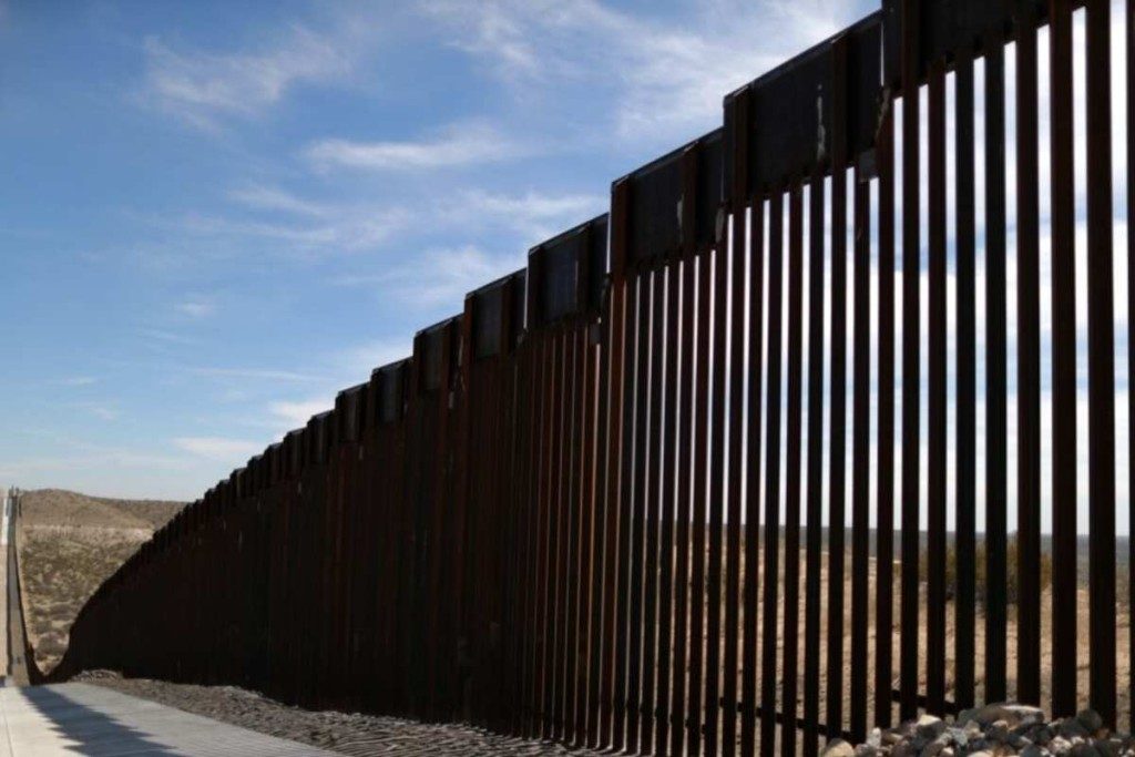 ¡Frenan las excavadoras en Texas! CBP suspende el muro fronterizo en el Parque Nacional Big Bend