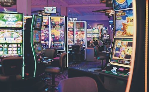 Las regulaciones tiran recaudación por casinos; Hacienda capta 2 mil 25 millones de pesos