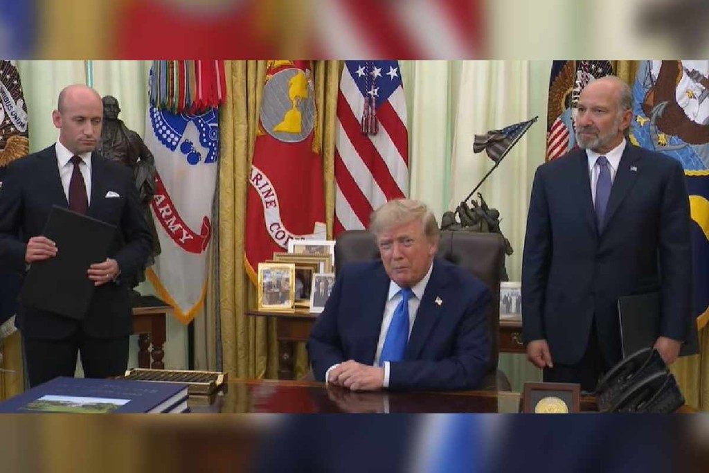 No se rinde, Trump firma dos nuevas órdenes para restringir la ciudadanía por nacimiento