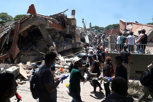 Presidente de Colombia, Abelardo de la Espriella, declara desastre nacional tras terremoto en Colombia; suman más de 100 muertos