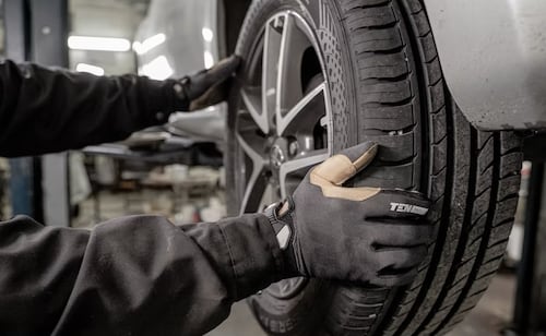 Producción automotriz cae 2.2% en julio; exportaciones de vehículos ligeros retroceden 9.7%