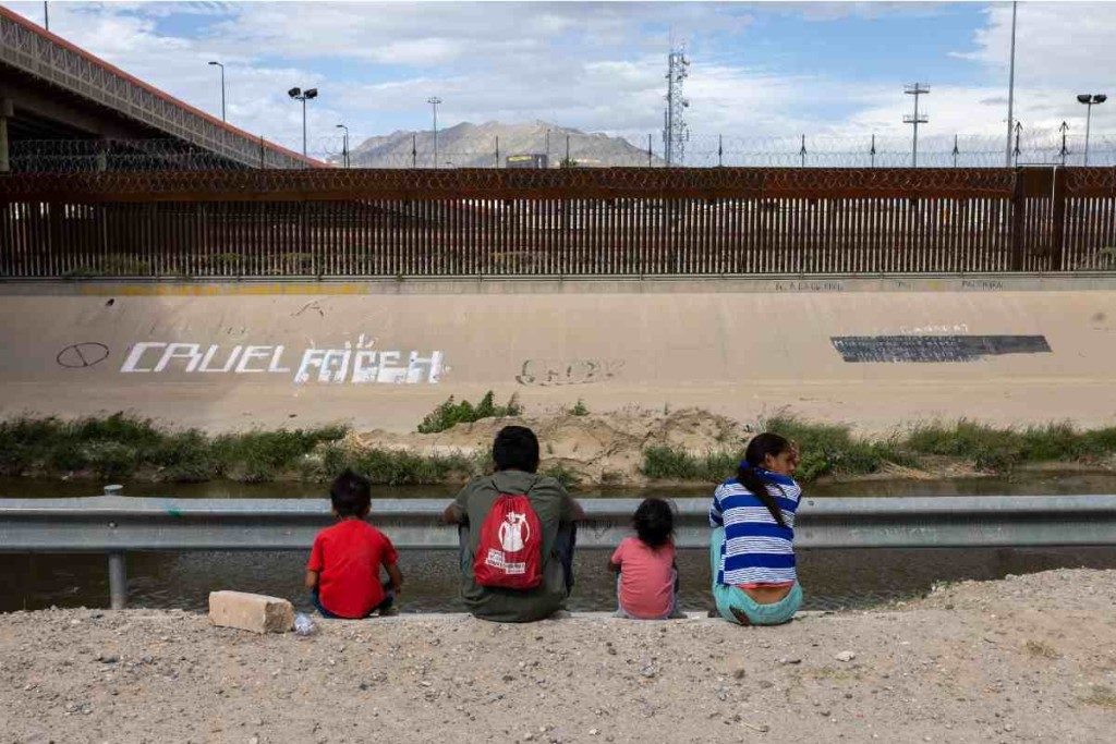 ¿Qué esperar si eres extranjero y te deportan a México?
