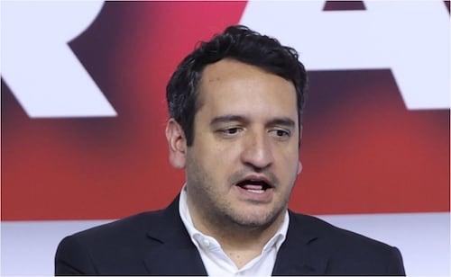“Un junior llamado Andy”; Guillermo Sheridan dedica Décima a la cancelación de la visa a López Beltrán