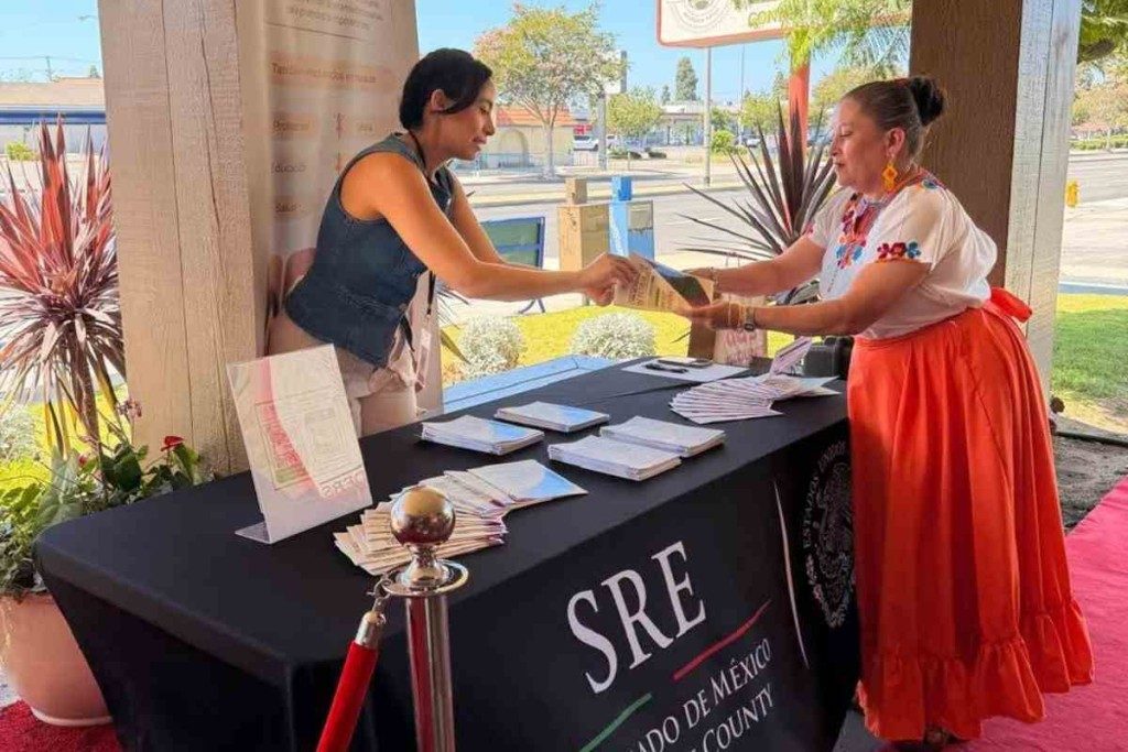 ¡Ve por tu pasaporte! Fechas del consulado sobre ruedas en Houston en septiembre