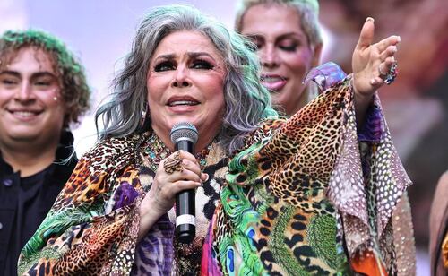 Verónica Castro renueva su imagen a los 73 años y sorprende