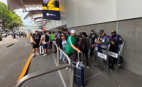 AICM recomienda a viajeros anticipar llegadas a la terminal este martes; prevén afectaciones viales en inmediaciones