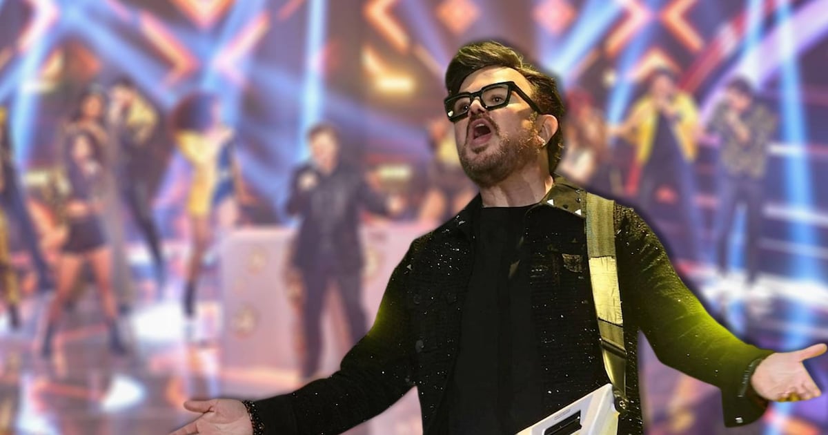 Aleks Syntek regaña a sus fans en concierto por la Independencia: ‘Entre más me digas, menos voy a cantar’