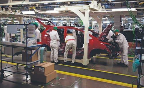 Anticipan estancamiento automotriz a fines de 2026