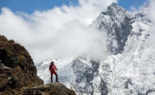 Avalancha deja dos muertos en el monte Himlung de Nepal; reportan 12 personas más desaparecidas