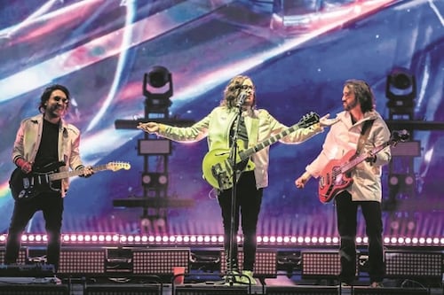 Camilo Séptimo reaparece en redes sociales, anuncian cancelación de todos su conciertos y un probable regreso en 2027