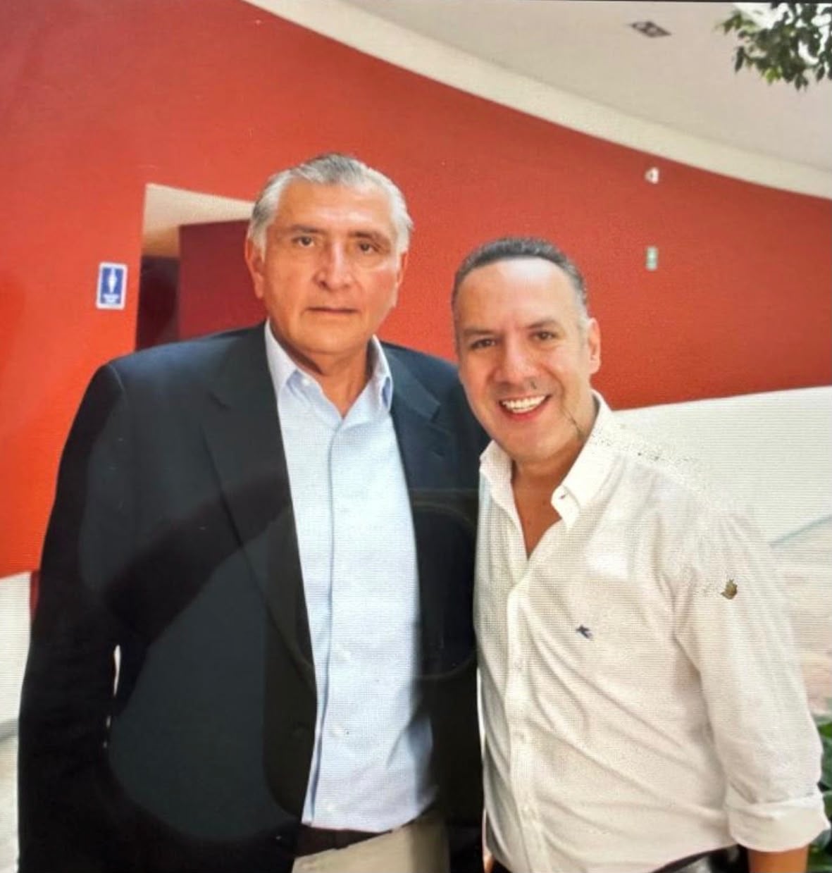 Canek Vázquez bajo escrutinio: Señalamientos de corrupción y litigios rodean al delegado del Infonavit en Hidalgo