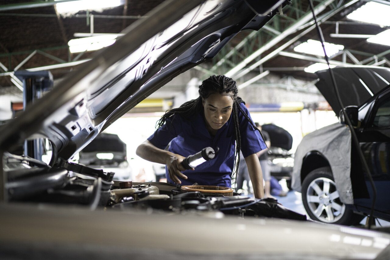 El empleo en México repunta y el sector automotriz encabezará las contrataciones al cierre de 2026