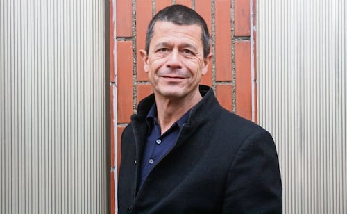El escritor francés Emmanuel Carrère dará charla en el Festival CulturaUNAM