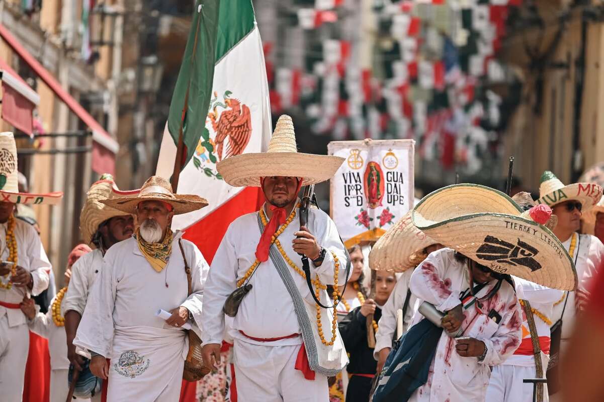 Indios Tejocoteros, tradición de Guanajuato que revive la Toma de la Alhóndiga entre pólvora y tejocotes