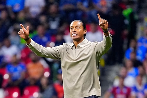 Joel Huiqui exige regularidad para pelear el bicampeonato de Cruz Azul; “Siempre que vamos ganando nos cuesta”