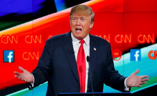 Juez bloquea veto de Trump a CNN, Politico y MS NOW; ordena restablecer el acceso a la Casa Blanca a esos medios