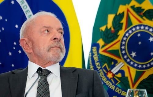 Lula prohíbe las apuestas deportivas y los casinos en Brasil; ordena medida a nueve días de las elecciones