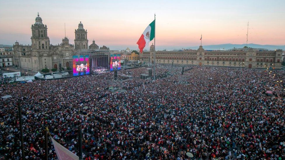 México alcanza 130.9 millones de habitantes, ¡máximo histórico!