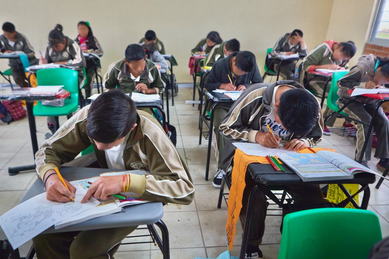 México tiene estudiantes curiosos y perseverantes, pero PISA revela dónde se rompe el aprendizaje