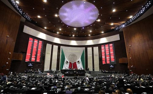 Morena lanza convocatoria para quienes aspiren a una diputación federal; proceso concluye el 2 de octubre