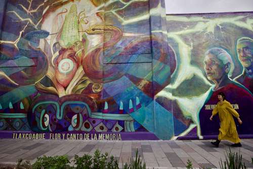 Obra en Plaza de Tlaxcoaque “reivindica la memoria de quienes sufrieron en ese lugar”