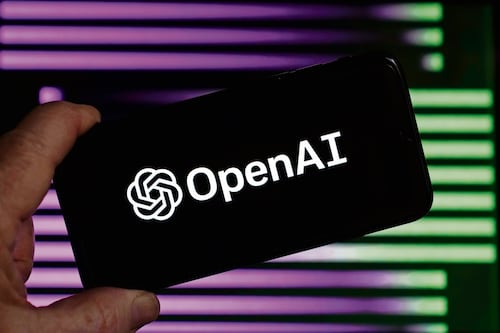 OpenAI intenta acceder sin autorización a páginas gubernamentales de EU, revela NYT; aseguran son comportamientos no previstos